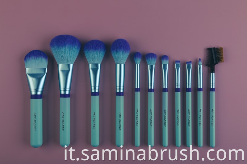 Makeup Brush 2030